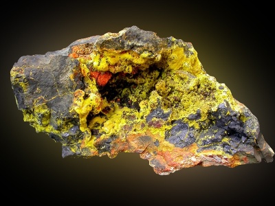 Schoepite-Curite-Uraninite-214948.jpg