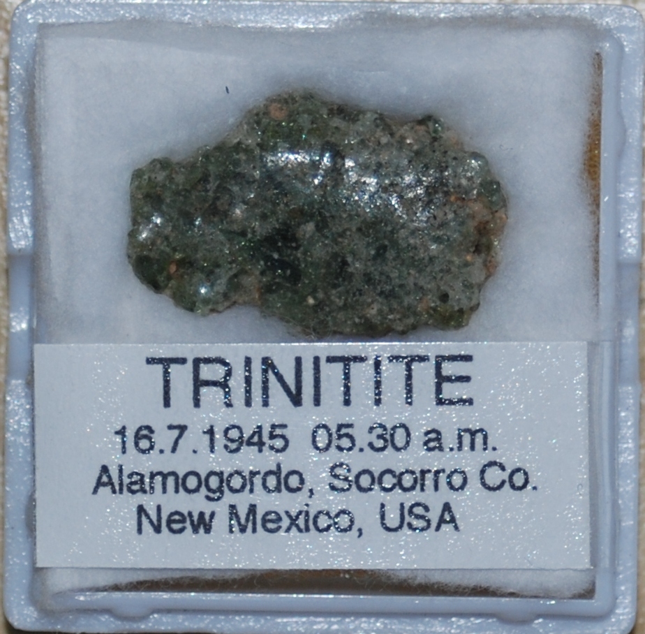 trinitite-in-doosje.jpg