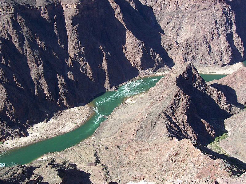 800px-Colorado_river_2004.jpg