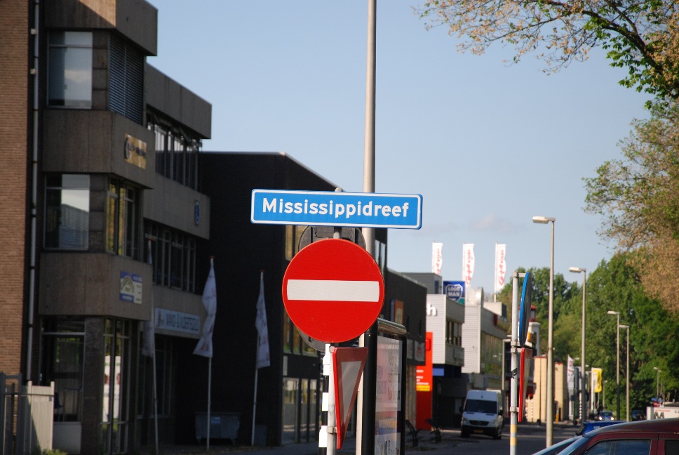 http://www.harmjschoonhoven.com/rivieren-en-dreven/borden/miss.jpg