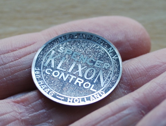 springende-Klixon_files/klixon-hand.jpg